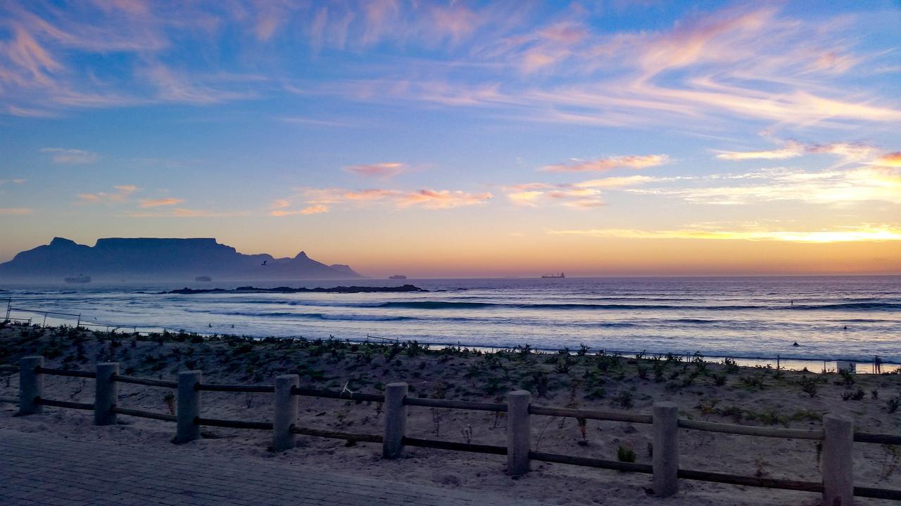 Heaven On Earth - Blouberg Beachfront Self-Catering Apartment Bloubergstrand Exterior photo